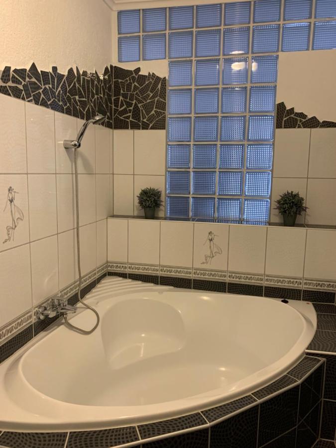 Thermal Next II Weninger Apartman Кишкунхалаш Екстериор снимка