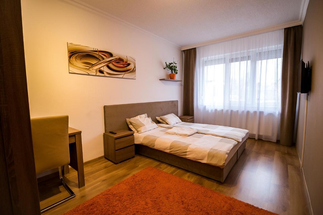 Thermal Next II Weninger Apartman Кишкунхалаш Екстериор снимка